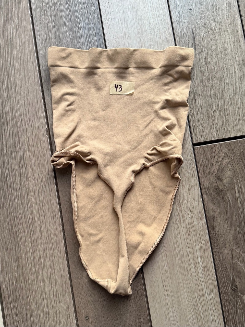 SKIMS Seamless Sculpt High Waisted Thong Shapewear Sand M/M